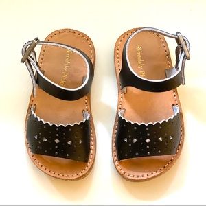 Freshly Picked Laguna Sandal Black size 4